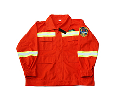 消防服裝廠(chǎng)家:穿著消防服應(yīng)當(dāng)注意哪些方面